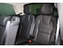 Volvo XC90 T8 Recharge AWD Ultra Dark - Luchtvering - Panorama/schuifdak - IntelliSafe Assist & Surround - 360º Camera - Bowers & Wilkins audio - Adaptieve LED koplampen - Verwarmde voorstoelen, stuur & achterbank - Parkeersensoren voor & achter - Elektr. bedienb. voorstoelen met geheugen - Geventileerde voorstoelen - Head up display - Draadloze tel. lader - Elektr. inklapbare trekhaak - 22' LMV