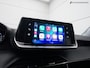 Peugeot 2008 1.2 PureTech Active Pack Sport (APPLE CARPLAY,LED,CAMERA,CRUISE,CLIMATE,PARKEERSENSOREN,LM-VELGEN,LED,TOPCONDITIE)