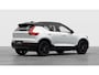 Volvo EX40 Single Motor Extended Range Ultra Black Ed. 82 kWh | Pixel Led | Stoel/stuur verwarming | Harman/Kardon | 20"velgen | Schuif/kantel Panoramadak | 360° Camera | DAB | Keyless entry/start |