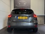 Ford Focus 1.0 Titanium Cruise Control, Achteruitrijcamera, Bluetooth, Parkeersensoren Rondom, Stoelverwarming, Navigatie, Airco