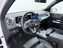 Mercedes-Benz GLB 200 Luxury Business Solution | Sfeerverlichting | Achteruitrij Camera | Smartphone Integratie | Dodehoek Assistent | Klasse 3 Alarm | Augmented Reality
