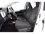 Toyota Yaris 1.5 Hybrid Aspiration | Origineel NL | Volledige dealerhistorie | Fietsensteun | Navigatie | Clima | Camera | Bluetooth