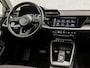 Audi A3 Sportback 40 TFSI e Sport 204Pk Automaat (APPLE CARPLAY, CLIMATE, STOELVERWARMING, GETINT GLAS, SPORTSTOELEN, PARKEERSENSOREN, ZWART HEMEL, 18'' LM VELGEN, CRUISE, NIEUWSTAAT)