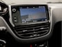 Peugeot 208 1.2 PureTech Allure Sport (PANORAMADAK, APPLE CARPLAY, NAVIGATIE, CLIMATE, GETINT GLAS, SPORTSTOELEN, CRUISE, LM VELGEN, NIEUWE APK, NIEUWSTAAT)