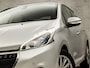 Peugeot 208 1.2 PureTech Allure Sport (PANORAMADAK, APPLE CARPLAY, NAVIGATIE, CLIMATE, GETINT GLAS, SPORTSTOELEN, CRUISE, LM VELGEN, NIEUWE APK, NIEUWSTAAT)
