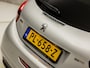 Peugeot 208 1.2 PureTech Allure Sport (PANORAMADAK, APPLE CARPLAY, NAVIGATIE, CLIMATE, GETINT GLAS, SPORTSTOELEN, CRUISE, LM VELGEN, NIEUWE APK, NIEUWSTAAT)