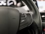 Peugeot 208 1.2 PureTech Allure Sport (PANORAMADAK, APPLE CARPLAY, NAVIGATIE, CLIMATE, GETINT GLAS, SPORTSTOELEN, CRUISE, LM VELGEN, NIEUWE APK, NIEUWSTAAT)