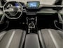 Peugeot 208 1.2 PureTech GT-Line (PANORAMADAK, 3D COCKPIT, APPLE CARPLAY, GROOT NAVI, KEYLESS, LEDER, ADAPTIVE CRUISE, 360 CAMERA, GETINT GLAS, NIEUWSTAAT)