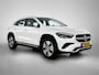 Mercedes-Benz GLA 250 e Plug-In Hybride | Trekhaak | CarPlay | Stoel- en Stuurverwarming | Parkeerpakket met Camera | LED | Inclusief 24 maanden Mercedes-Benz Certified garantie voor Europa.