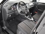 Volkswagen T-Roc 1.0 TSI Style 115pk | Trekhaak | Adaptief cruise control | Navigatie | App connect | Privacy glass | Parkeersensoren v+a | 16"LMV