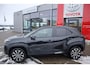 Toyota Yaris Cross HYBRID 115 DYNAMIC STOEL/STUUR/VOORRUITVERW. ANDROID/APPLE KEYLESS CAMERA NAVI 17"LM-VELGEN