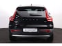 Volvo XC40 T3 Momentum - Panorama/schuifdak - Harman/Kardon audio - Parkeercamera achter - Verwarmde voorstoelen - Parkeersensoren voor & achter - Draadloze tel. lader - Volvo On Call - Cruise control - Extra getint glas - Elektr. inklapbare trekhaak - 18' LMV