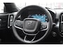 Volvo XC40 B4 211PK Automaat Plus Dark / Extra getint glas / Microtech/Nubuck / Camera achter