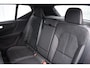 Volvo XC40 B4 211PK Automaat Plus Dark / Extra getint glas / Microtech/Nubuck / Camera achter