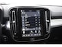 Volvo XC40 B4 211PK Automaat Plus Dark / Extra getint glas / Microtech/Nubuck / Camera achter