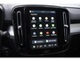 Volvo XC40 B4 211PK Automaat Plus Dark / Extra getint glas / Microtech/Nubuck / Camera achter