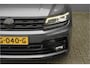 Volkswagen Tiguan 1.4 TSI R-Line Pano ACC Leder Trekhaak 20"