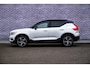 Volvo XC40 2.0 T4 R-Design | Trekhaak | Panorama dak | Adaptieve cruise control | Parkeercamera | Stoelverwarming |