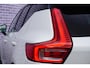 Volvo XC40 2.0 T4 R-Design | Trekhaak | Panorama dak | Adaptieve cruise control | Parkeercamera | Stoelverwarming |