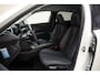 Peugeot e-2008 EV 50 kWh Allure 3-Fase [ Navi Camera Stoelverwarming ]