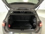 Volkswagen Golf 1.5 eTSI DSG Life Business Alcantara Camera Stoelverwarming Navigatie