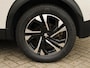 Peugeot e-2008 I GT EV 50kWh 136pk | SOH 99% I 3-Fase | Camera | Keyless Entry | Navigatie | Stoelverwarming | 3D Cockpit | Dode-hoek Bewaking