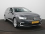 Volkswagen Passat Variant 1.4 TSI PHEV GTE Business Navigatie - ACC - Camera - Stoelverwarming - Trekhaak - LED