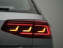 Volkswagen Passat Variant 1.4 TSI PHEV GTE Business Panoramaschuif-kanteldak - Camera - ACC - Side Assist - Stoelverwarming - IQ.LIGHT - ErgoComfort-stoel - Navigatie