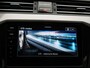 Volkswagen Passat Variant 1.4 TSI PHEV GTE Business Panoramaschuif-kanteldak - Camera - ACC - Side Assist - Stoelverwarming - IQ.LIGHT - ErgoComfort-stoel - Navigatie