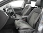 Volkswagen Passat Variant 1.4 TSI PHEV GTE Business Panoramaschuif-kanteldak - Camera - ACC - Side Assist - Stoelverwarming - IQ.LIGHT - ErgoComfort-stoel - Navigatie
