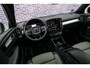 Volvo XC40 1.5 T4 Plug-in hybrid Plus Dark | Trekhaak | Stoel en Stuurverwarming | Harman Kardon | 19" Velgen | LED mistlampen |