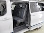 Ford Transit Custom 320 | 2.5 PHEV | L2 H1 | SPORT | DUBBEL CABINE | ELEKTRISCHE TREKHAAK | STOEL EN STUURWIEL VERWARMING | CLIMATE CONTROL | NAVIGATIE | CAMERA | PARKEERSENSOREN | GREY MATTER | 233 PK