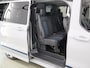 Ford Transit Custom 320 | 2.5 PHEV | L2 H1 | SPORT | DUBBEL CABINE | ELEKTRISCHE TREKHAAK | STOEL EN STUURWIEL VERWARMING | CLIMATE CONTROL | NAVIGATIE | CAMERA | PARKEERSENSOREN | GREY MATTER | 233 PK