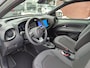 Toyota Aygo X Hybrid 115 ENVY NIEUW DIRECT LEVERBAAR! STOELVERW PARK-SENSOREN KEYLESS 18'' LM-VELGEN LED CLIMA CAMERA AD-CRUISE APPLE/ANDROID
