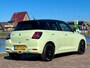 Suzuki Swift 1.2 Black Style Edition Smart Hybrid | All Season Banden | Apple CarPlay | Camera | DAB+ | Stoelverwarming | PDC |LED
