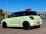 Suzuki Swift 1.2 Black Style Edition Smart Hybrid | All Season Banden | Apple CarPlay | Camera | DAB+ | Stoelverwarming | PDC |LED