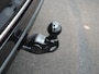 Volkswagen Tiguan 1.5 TSI R-Line Automaat - Trekhaak - Pano dak - Camera - Navigatie - ACC - LED