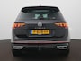Volkswagen Tiguan 1.5 TSI R-Line Automaat - Trekhaak - Pano dak - Camera - Navigatie - ACC - LED