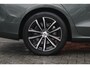 Volvo V60 T6 Plug-in hybrid AWD Plus Dark | Trekhaak | 360 Graden Camera | Verwarmbare Voorstoelen | Adaptieve Cruise Control | Apple Carplay | All-Season Banden | Lederen Bekleding | Adaptieve Cruise Control