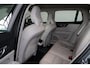 Volvo V60 T6 Recharge AWD Core - IntelliSafe Assist & Surround - 360º Camera - Harman/Kardon audio - Adaptieve LED koplampen - Verwarmde voorstoelen, stuur & achterbank - Parkeersensoren voor & achter - Elektr. bedienb. voorstoelen met geheugen - 19' LMV