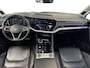 Volkswagen Touareg 3.0 340pk TSi eHybrid Elegance 4MOTION Trekhaak (elektrisch uitklapbare trekhaak) | Achteruitrijcamera (Rear View) | Voorstoelen verwarmbaar
