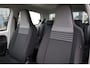 Volkswagen Up! 1.0 BMT move up! 60PK / 44kW, Achteruitrijcamera, parkeersensoren achter, multifunctioneel lederen stuurwiel, cruise control, bestuurdersstoel in hoogte verstelbaar, airco, radio, elektrische ramen voor, LED dagrijverlichting