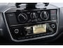 Volkswagen Up! 1.0 BMT move up! 60PK / 44kW, Achteruitrijcamera, parkeersensoren achter, multifunctioneel lederen stuurwiel, cruise control, bestuurdersstoel in hoogte verstelbaar, airco, radio, elektrische ramen voor, LED dagrijverlichting