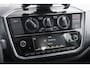 Volkswagen Up! 1.0 BMT move up! 60PK / 44kW, Achteruitrijcamera, parkeersensoren achter, multifunctioneel lederen stuurwiel, cruise control, bestuurdersstoel in hoogte verstelbaar, airco, radio, elektrische ramen voor, LED dagrijverlichting