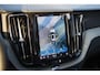 Volvo XC60 2.0 T8 Plug-in Hybrid 456 PK AWD Ultimate Bright, Long Range, Panoramadak, Wol Interieur, Trekhaak, 360 Camera