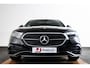 Mercedes-Benz E-klasse 300 e AMG Line Trekhaak - Panoramadak - Stoelverwarming - Burmester - Cruisecontrol met afstandsregeling - Sportstoelen - Warmtewerend/donkergetint glas -