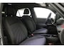 Volkswagen ID.3 Limited Edition 170pk Automaat Adaptive cruise control, Navigatie, Stuurwiel verwarmd, Parkeersensoren, Stoelverwarming, LED koplampen