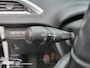 Peugeot 2008 1.2 PureTech Blue Lease Executive Clima / Navi / Trekhaak / Panodak
