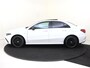 Mercedes-Benz A-klasse 250 e Business Solution AMG Panorama Dak / 360 Camera / Memory Seats / Keyless / Nightpakket / 19'' Multispaak