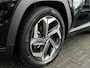 Hyundai Tucson 1.6 T-GDI 265pk PHEV Premium 4WD (299,- p/m Demo Deal!) | Leder | Carplay | Climate | Keyless | Navigatie | Elek. Klep | Full - Led | 360 Camera | KRELL Audio | Elek. Stoelen | 19" Lichtmetaal | Winterpakket | Stoelventilatie | Dodehoek Detectie